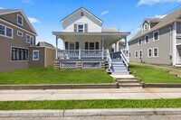Building Photo - 1715 White St