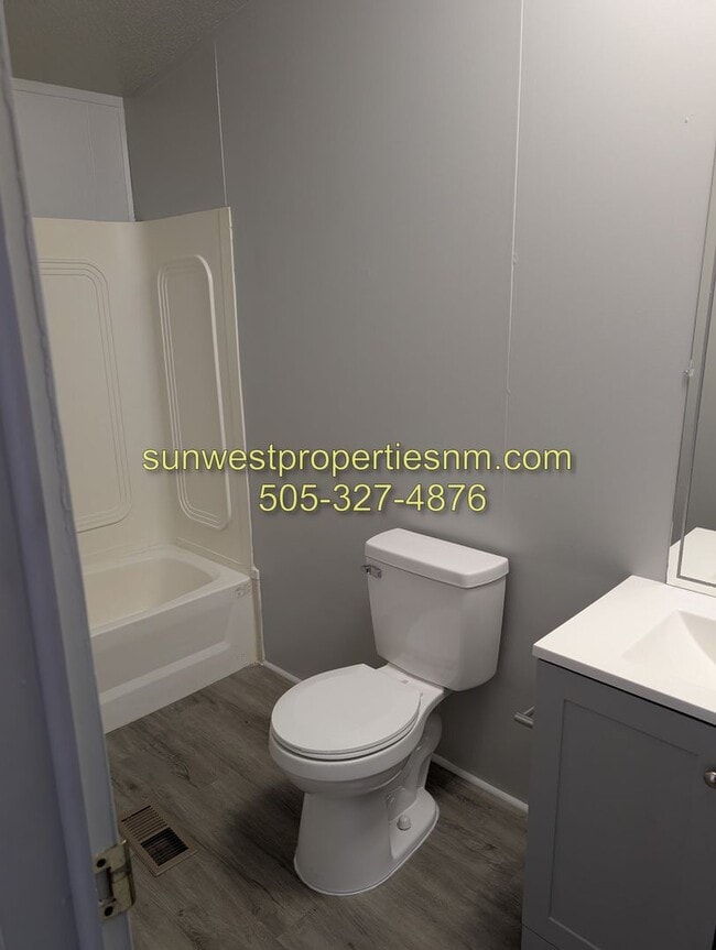 Building Photo - 4 Bedroom, 3 Bath Mobile Home in the Country