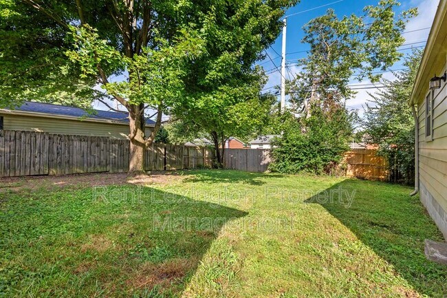 Building Photo - 2125 Talisman Rd