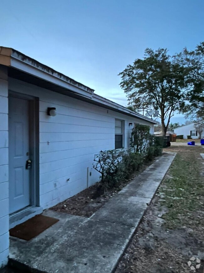 Building Photo - 1932-1938 Crystal Grove Dr, Lakeland, FL 3...