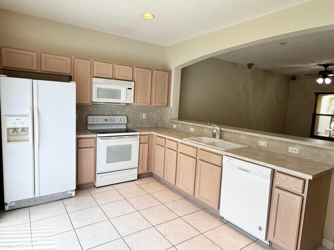 Building Photo - 13379 Georgian Ct