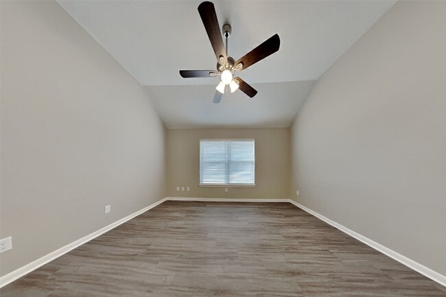 Building Photo - 3123 Candle Cabin Ln