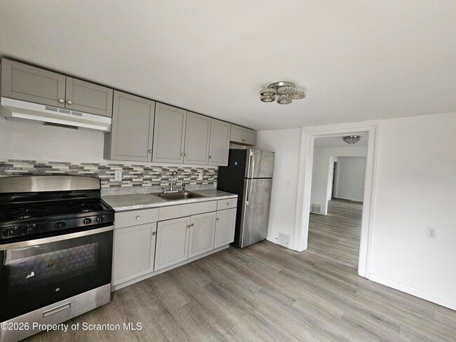 Building Photo - 1515 Brick Ave