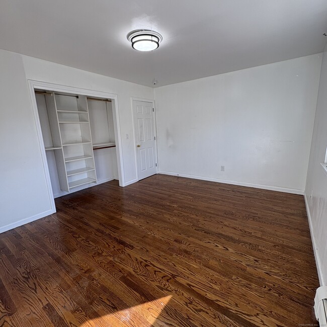 Building Photo - 45 Birdsey St