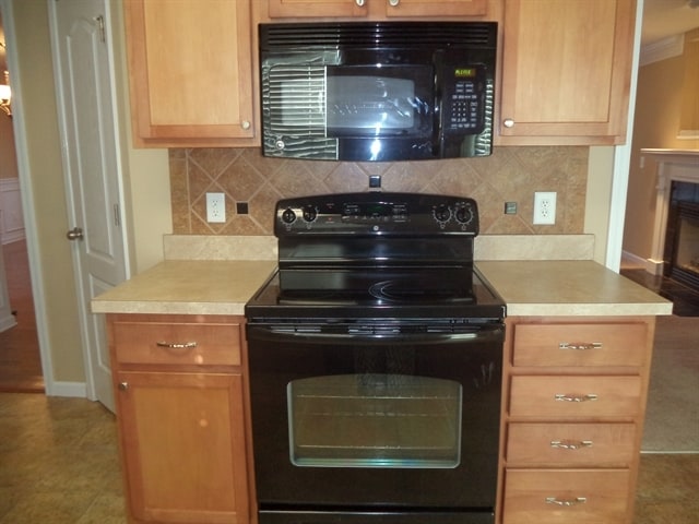 Building Photo - 1324 Jackson Ridge Ln