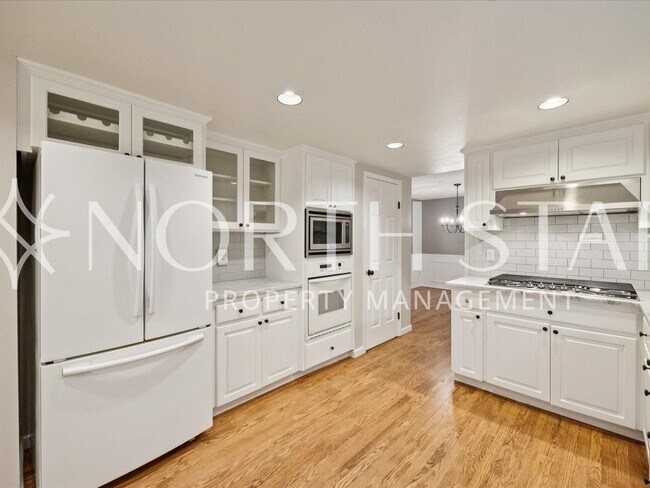 Building Photo - Sunning SW Portland Family Home for Rent