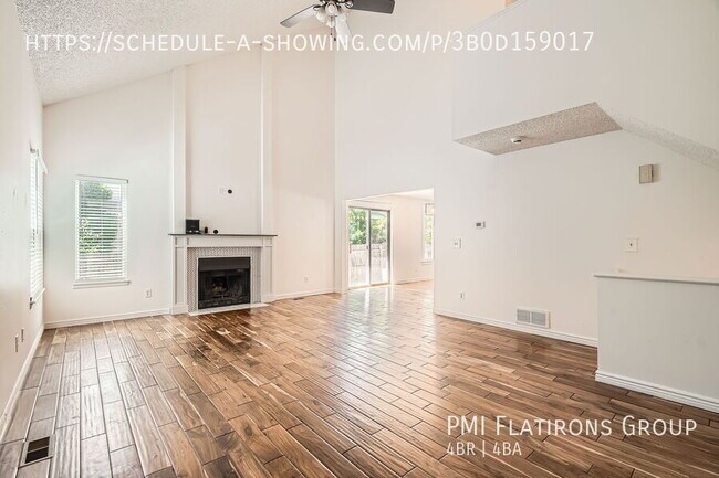 Building Photo - 5428 W 115th Dr