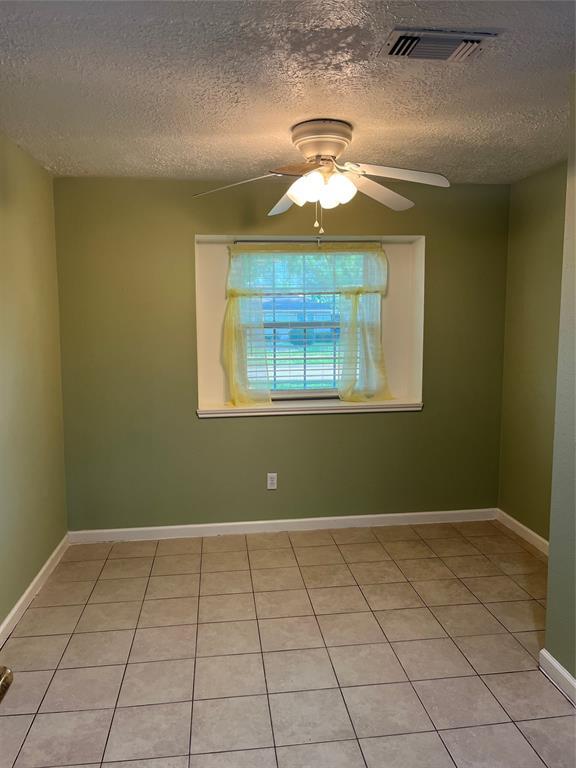 Building Photo - 17727 Autumn Trails Ln