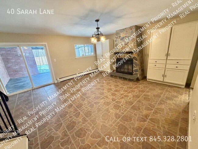 Building Photo - 40 Sarah Ln