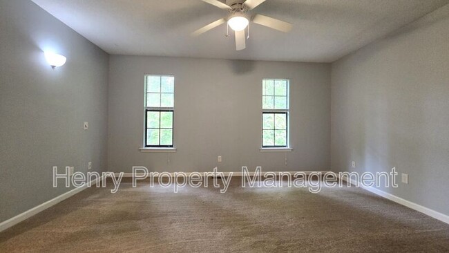 Building Photo - 4265 The Oaks Dr