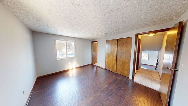 Building Photo - 3919 Quail Hollow Dr