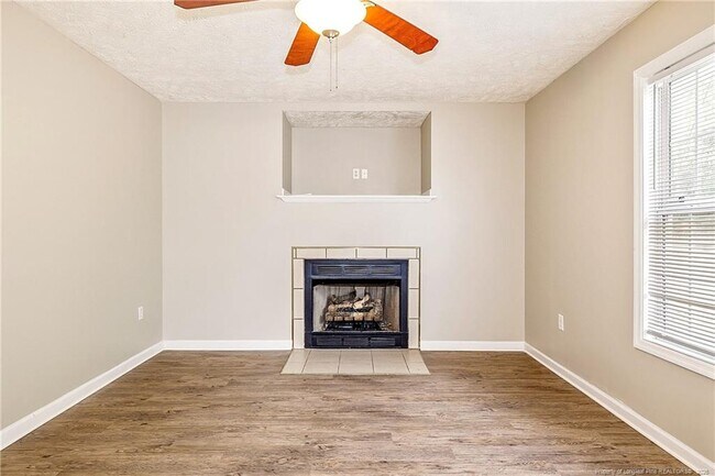 Building Photo - 519 Abbottswood Dr