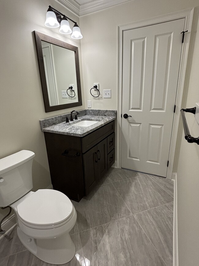 Building Photo - 4893 W Swamp Rd