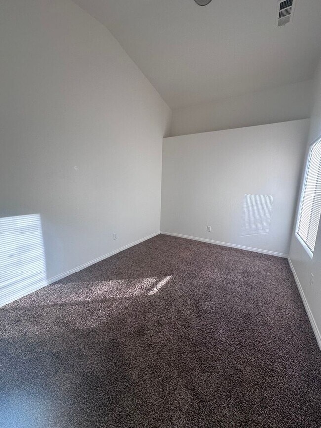 Building Photo - 509 Chapultepec Ave