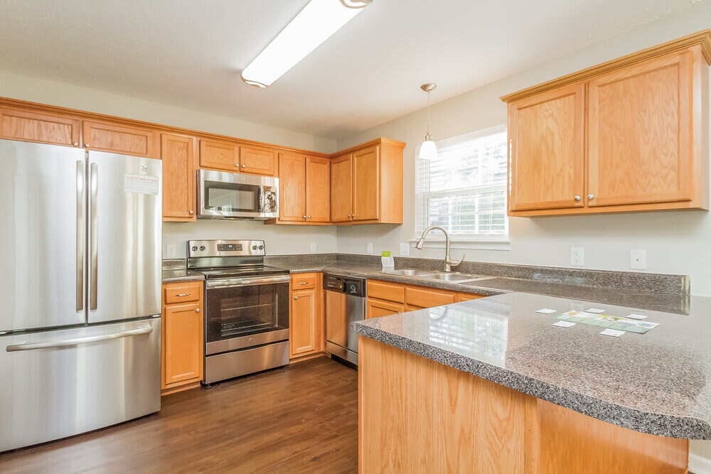 Building Photo - 2006 Zion Ln