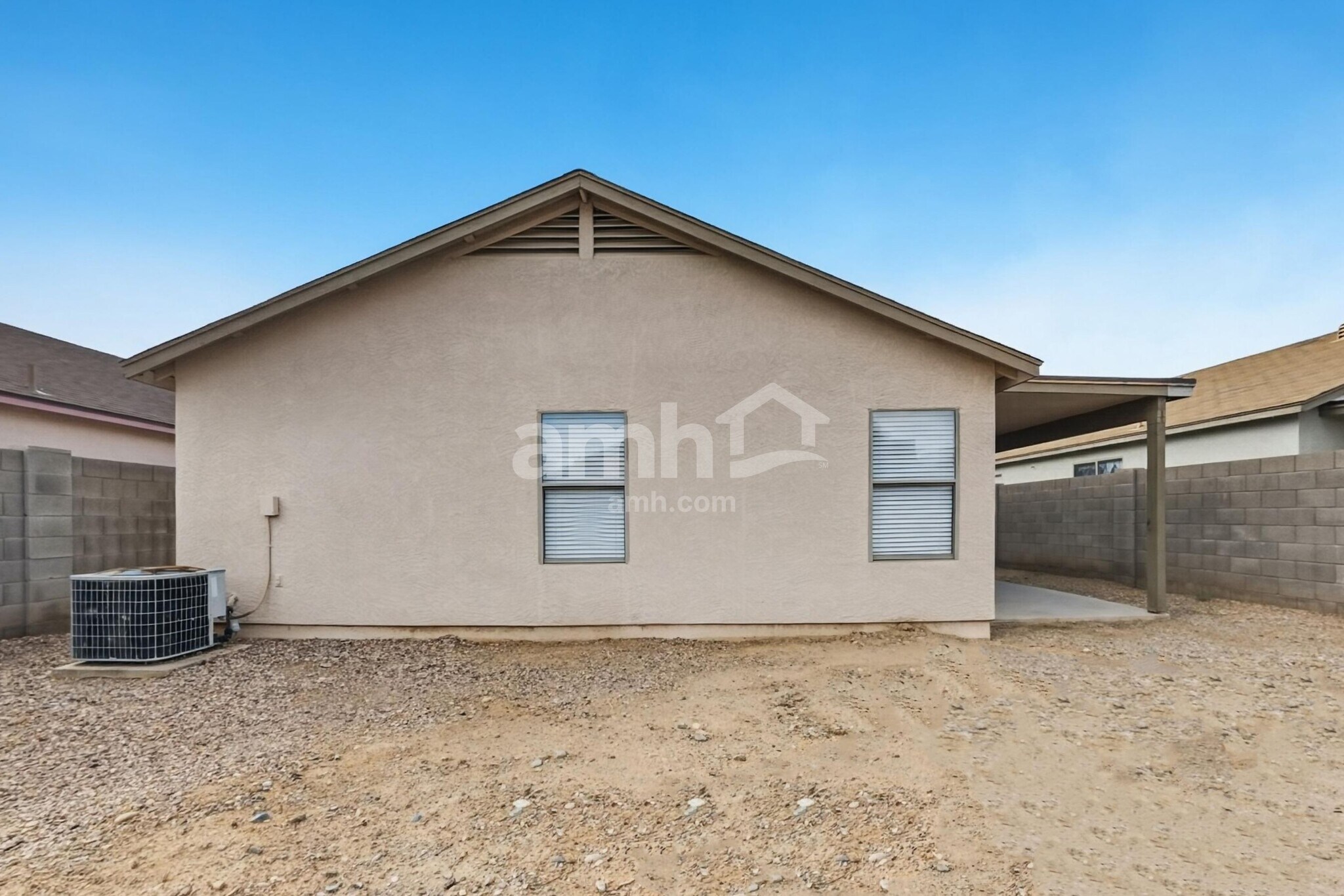 Building Photo - 11514 W Bloomfield Rd