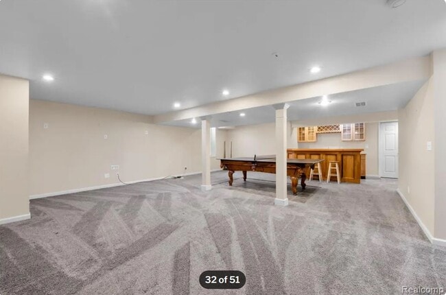 Building Photo - 47643 Ashford Dr S