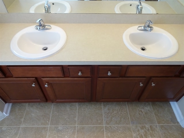 Building Photo - 11417 Johnson Creek Cir