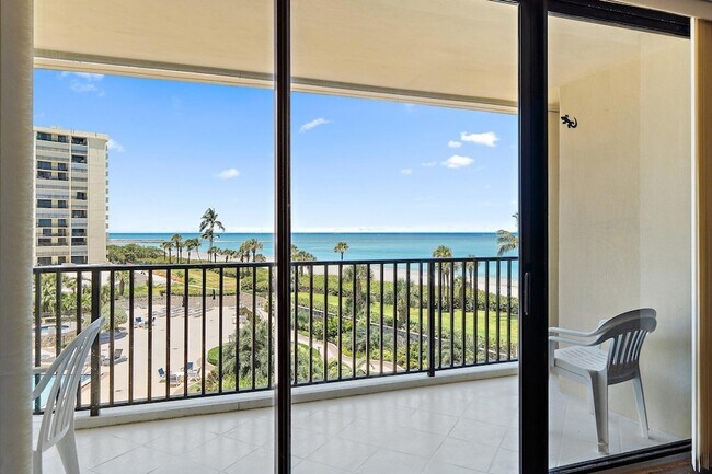 Building Photo - 300 Ocean Trail Way