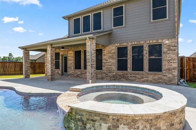 Building Photo - 2607 Dakota Cir