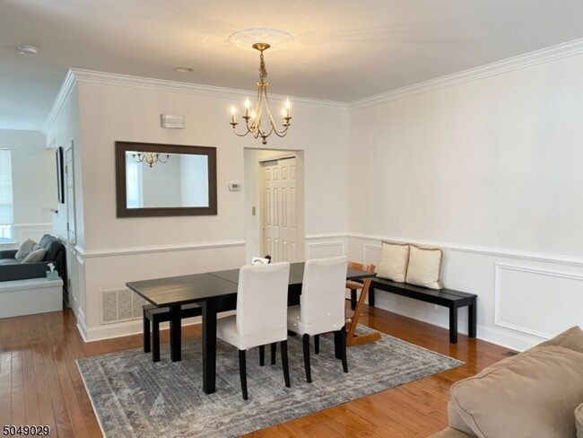 Building Photo - 4 Cummington Ln