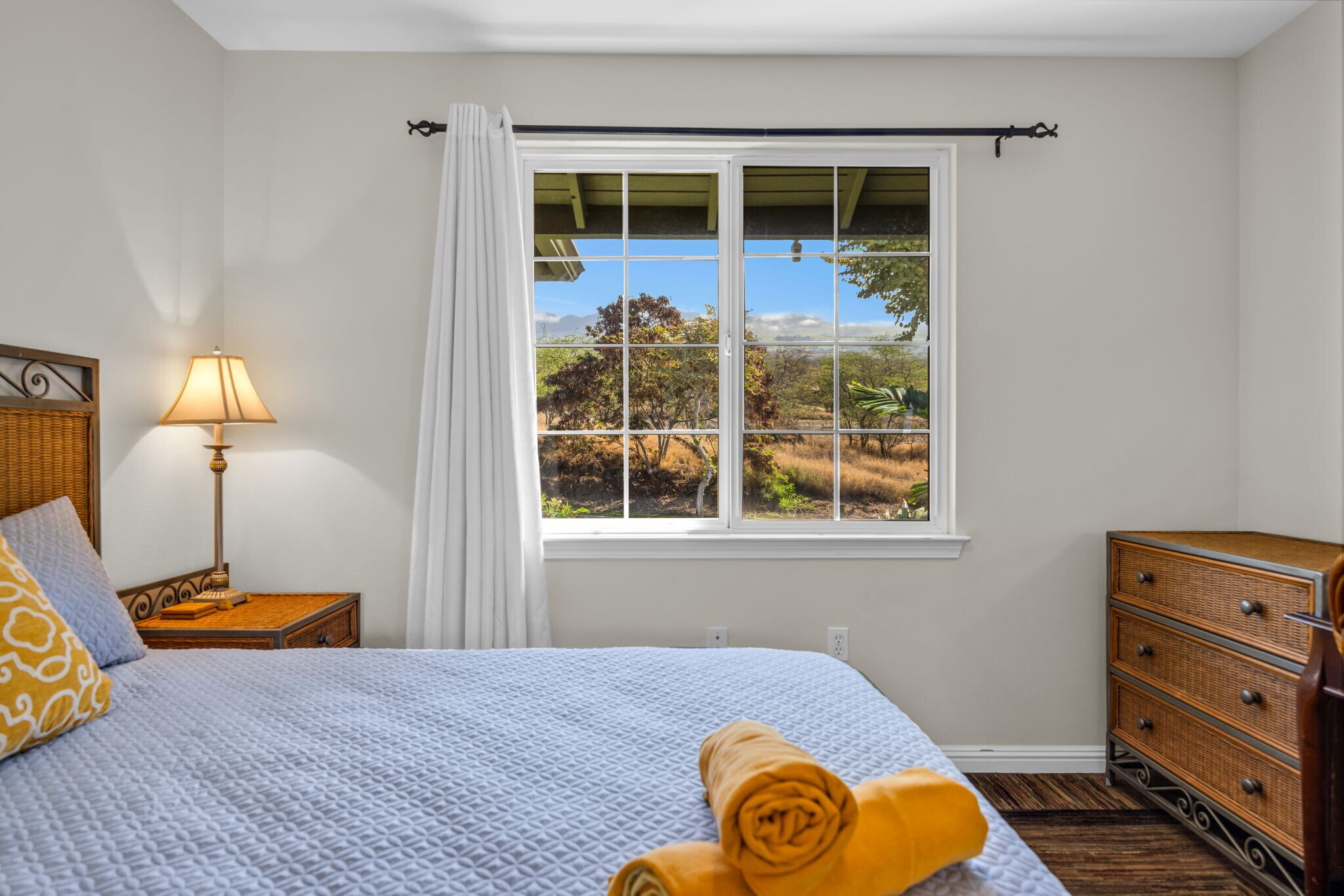 Building Photo - 3950 Kalai Waa St