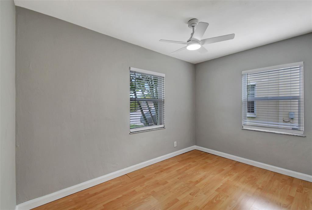Building Photo - 320 NW 51st Ct