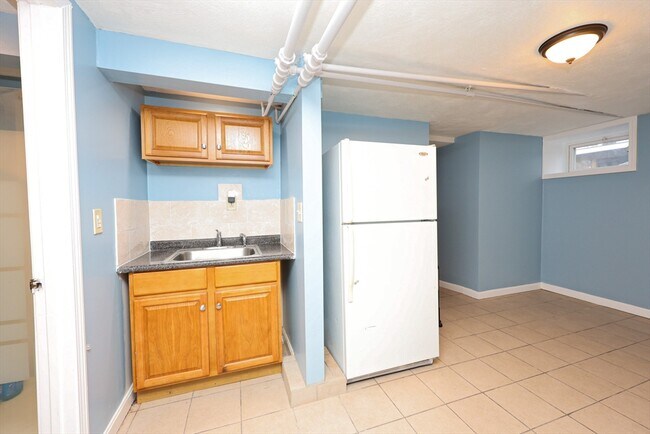 Building Photo - 23 Hudson St