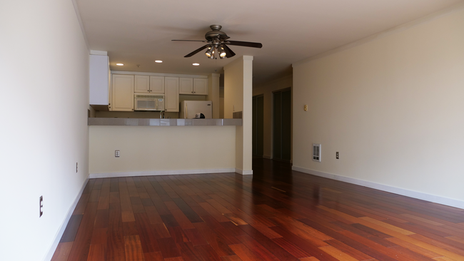 Livingroom and kitchen - 900 S Jackson St