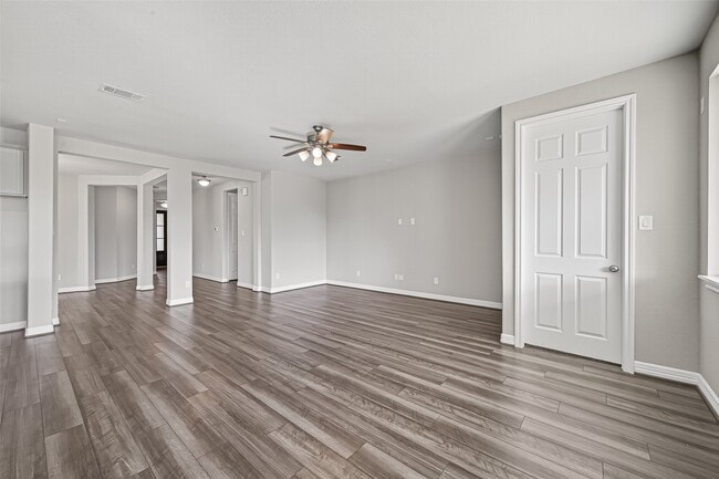 Building Photo - 138 Solana Point Dr