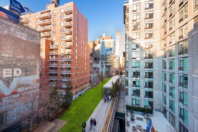 Building Photo - 2 bedroom in New York NY 10011
