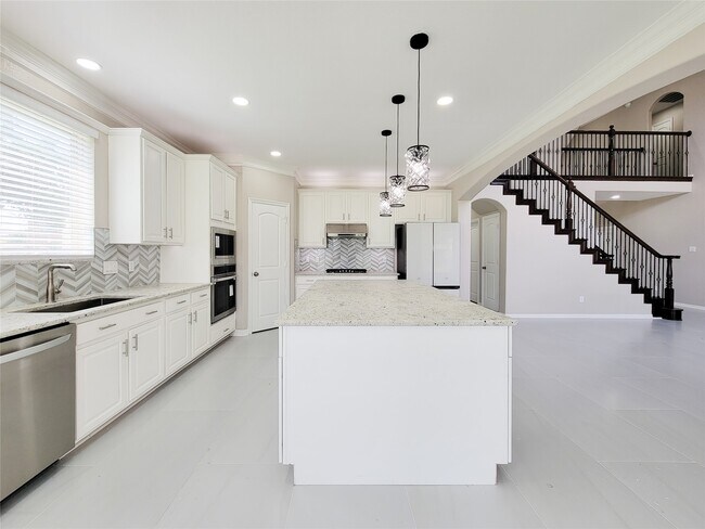Building Photo - 23111 Broad Spgs Ct