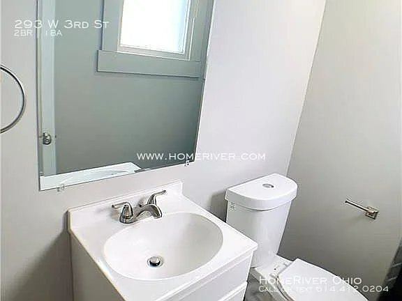 Building Photo - 293 W 3rd St