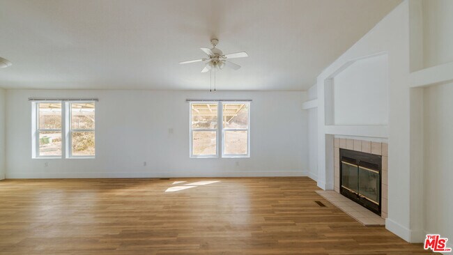 Building Photo - 25120 Charina Ln