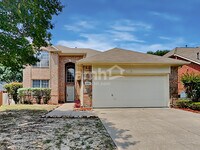 Building Photo - 132 Julian Dr