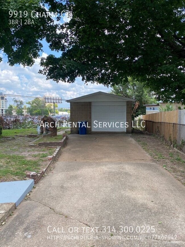 Building Photo - 9919 Charm Ct