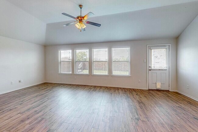 Building Photo - 11924 Castleford Way