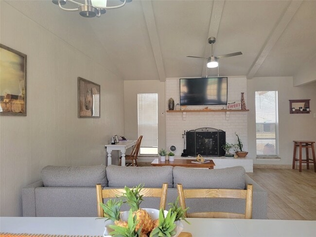 Building Photo - 5526 Excalibur Dr