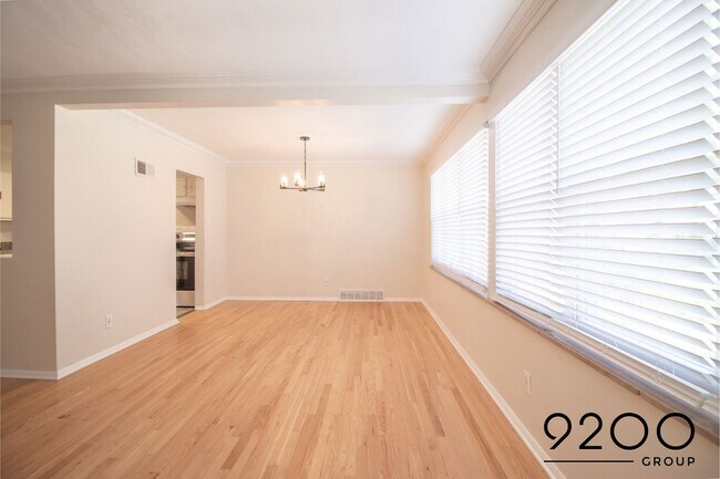 Building Photo - 7240 Balson Ave