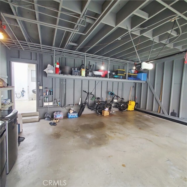 Building Photo - 28025 Ridgecove Ct N