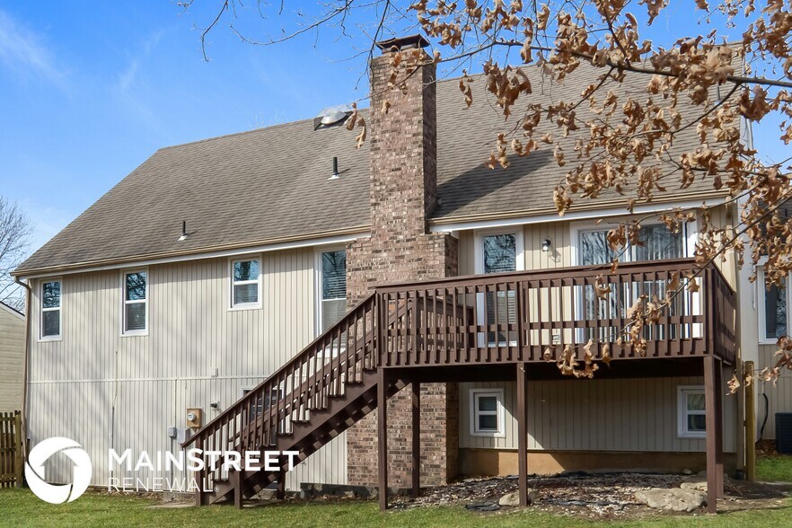 Building Photo - 14513 Laquinta Dr