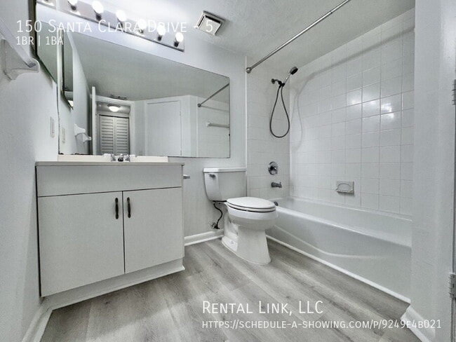 Building Photo - 150 Santa Clara Dr