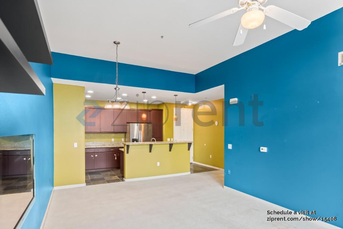 Building Photo - 1101 S Main St