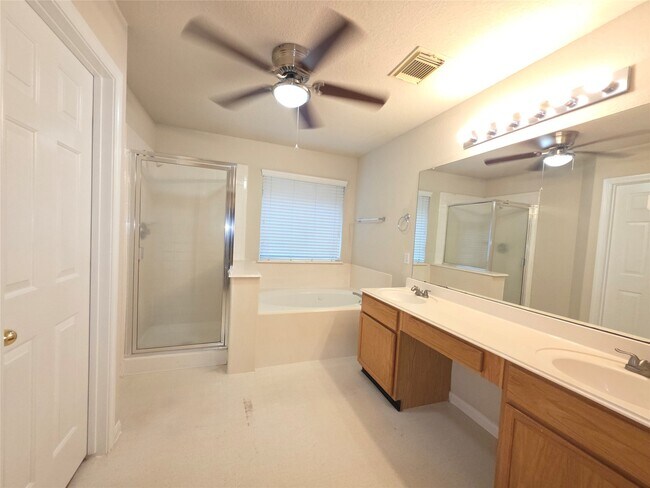 Building Photo - 3817 Mystic Cir