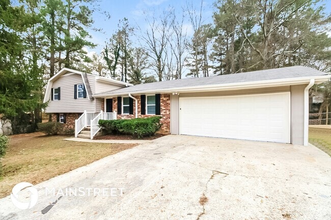 Building Photo - 242 Rountree Rd
