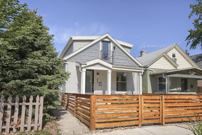 Building Photo - Charming Home in the Baker Neighborhood!