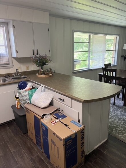 Building Photo - 905 Louisville St