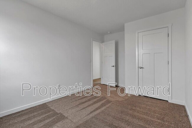 Building Photo - 21 Thurber Rd