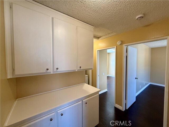 Building Photo - 901 N Dalton Ave