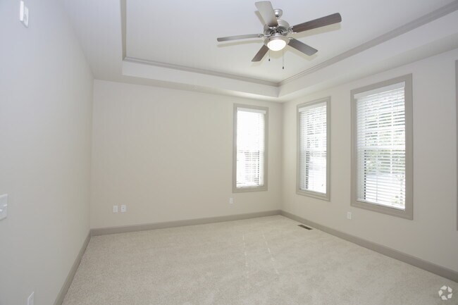 Interior Photo - Camden Paces